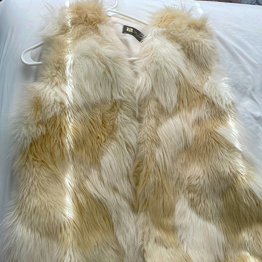 Faux fur vest